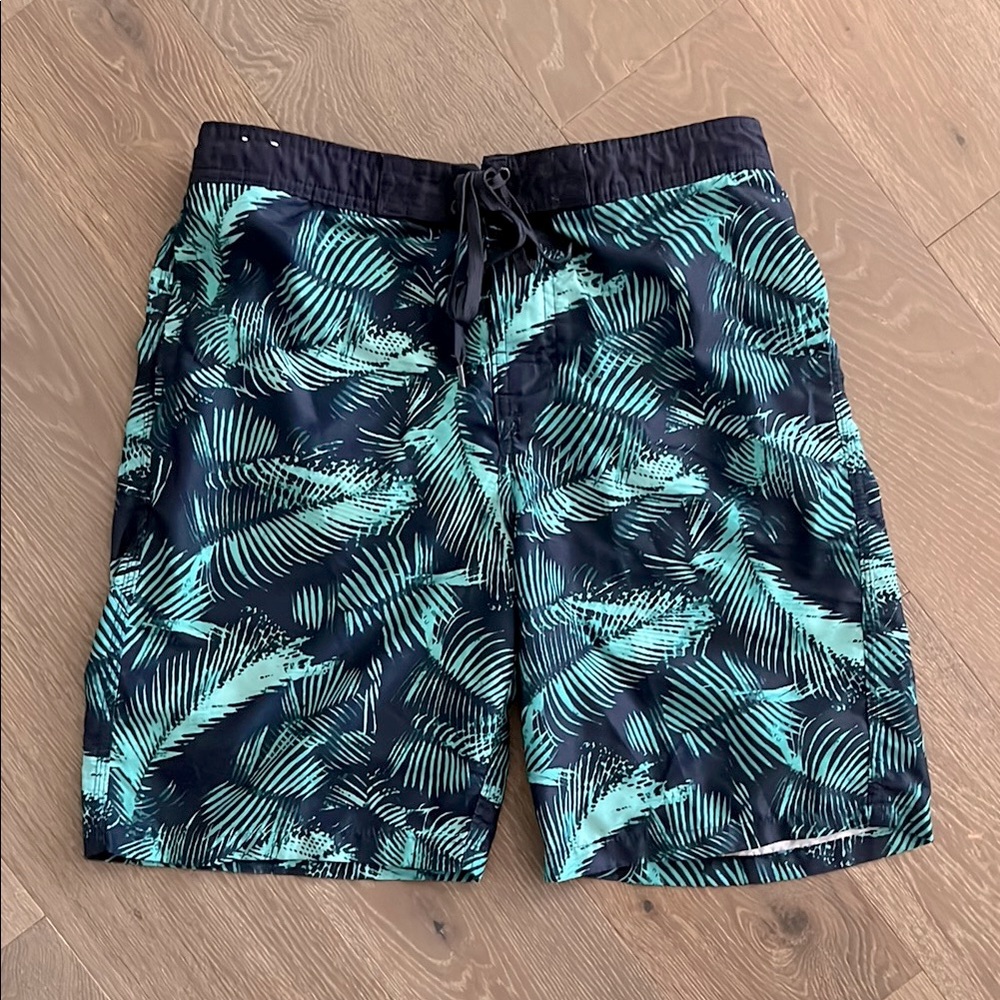 🏄🏼‍♂️HP🏄🏼‍♂️Men’s Merona swim trunks. Size:M. Gently Used.